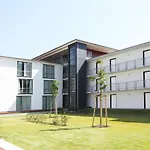 Апартаменты Wohnen Auf Zeit - Rooftop By Rabe, Gym, Balkon, Parkplatz, Smart-tv, Netflix