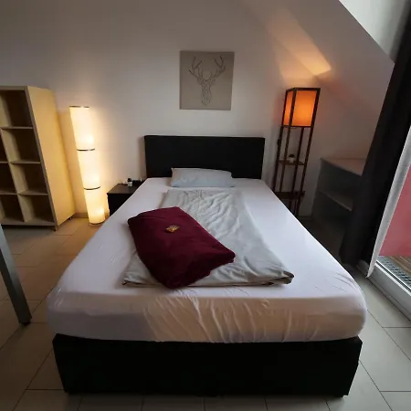 Апартаменты Wohnen Auf Zeit - Rooftop By Rabe, Gym, Balkon, Parkplatz, Smart-tv, Netflix
